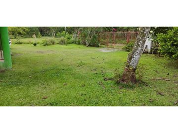 VENDO CASA CON TERRENO DE 2000M2 EN SANTO DOMINGO