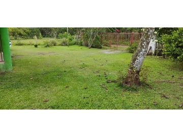 VENDO CASA CON TERRENO DE 2000M2 EN SANTO DOMINGO