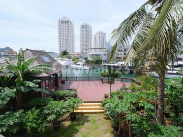 Rumah Hoek Mewah Full Furnish Pantai Mutiara