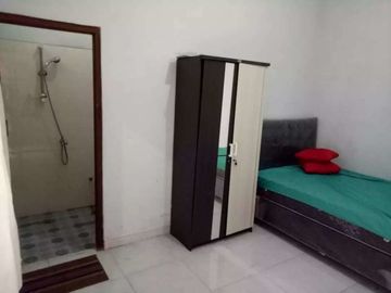 Kost Exclusive 11kt dkt UII jl kaliurang fullfurnish