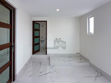 Casa en venta en Metepec con 4 habitaciones y diseño Californiano