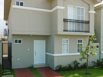 Venta de Casa a estrenar en Etapa Brisana/Casa Laguna Excelentes acabados.