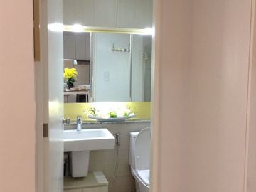 32 sq.m. Fully Furnished Calyx Centre IT Park Condo