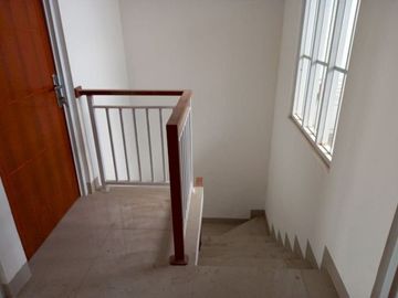 rumah murah 2 lantai ready stock kota bandung cipamokolan
