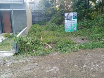 Rumah Cantik Minimalis SHM komplit dekat kampus UMBY