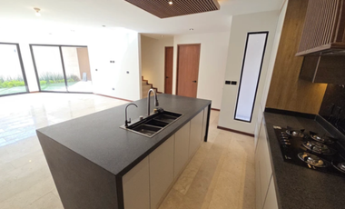CASA EN VENTA CON ROOFTOP  JARDÍN CON TERRAZA  SAN ÁNGEL V