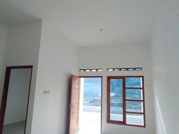 RUMAH MODERN TERMURAH TEPI JALAN UTAMA WONOSARI