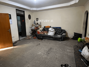 Rumah Dengan Lingkungan Nyaman Di Suryani Dalam Bandung