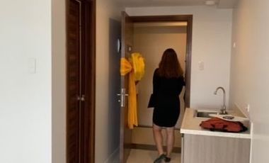 Condominium For Sale below Market Price - Horizons 101 Cebu