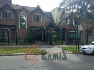Casa Terreno En Venta Aprobado Edificio, Piran Y Lavalle, Ituzaingo