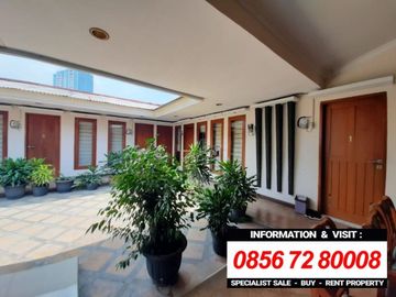DIJUAL RUMAH LUAS / KANTOR at Jl RADIO, KRAMAT PELA, KEBAYORAN BARU