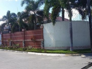 With Swimming Pool and 3 Bedroom House for Sale in Angeles City