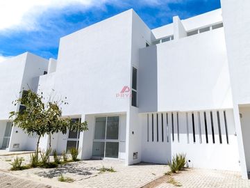 Casa en Venta en Barlovento Residencial, Zapopan Jal.