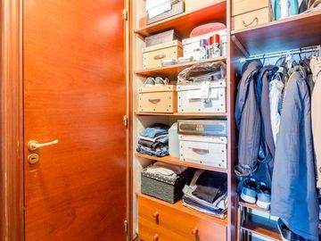 Venta Casa Con Pileta Quincho 4 Dormitorios c/ cochera - Arroyito, Rosario