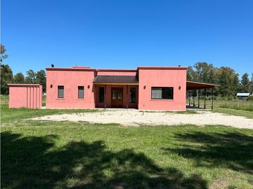 Casa a estrenar en Barrio Malvinas -  TOTALMENTE FINANCIADA!!!