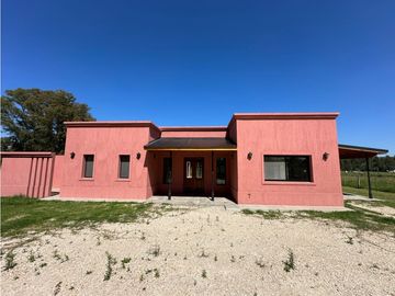 Casa a estrenar en Barrio Malvinas -  TOTALMENTE FINANCIADA!!!