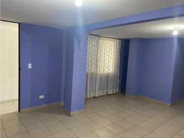 Casa rentera de venta en Quito, sector La Ecuatoriana, barrio la Merced