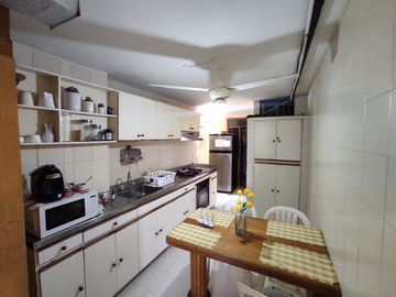 apartamento en venta en paraíso. Cod V104039