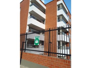 La Morelia-en el Tradicional Sector de Cristales-Apartamento en Venta
