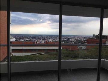 La Morelia-en el Tradicional Sector de Cristales-Apartamento en Venta