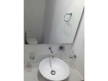 La Morelia-en el Tradicional Sector de Cristales-Apartamento en Venta