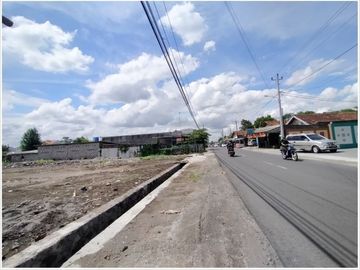 Tanah Strategis Jogja Timur ; Pinggr Jalan Aspal Purwomartani