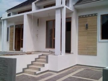 RUMAH STRATEGIS BEBAS BANJIR DAERAH UJUNGBERUNG | MARTININGSIH5