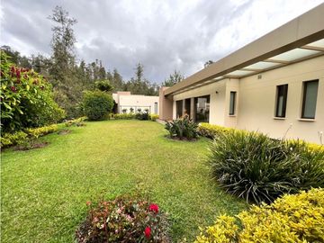 Venta de Casa Campestre en el Retiro
