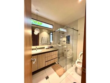 Venta de Casa Campestre en el Retiro