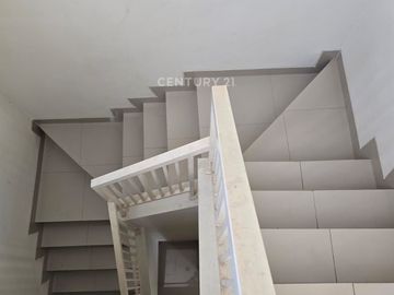 Dijual Rumah Victoria Green Residence Bekasi Harga Bisa Nego