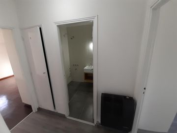 EXCELENTE departamento PLANTA BAJA, 2 dormitorios con cochera