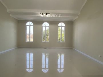 Dijual Townhouse 3 Lantai Siap Huni Di Jagakarsa