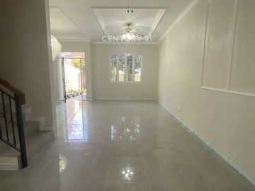Dijual Townhouse 3 Lantai Siap Huni Di Jagakarsa