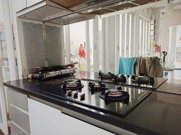 DIJUAL RUMAH 7 KAMAR TIDUR DI KOTA DENPASAR