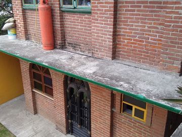 Casa con Locales en Atizapán