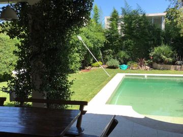 Excelente propiedad en venta, 4 ambientes, Barrio Cerrado, Ituzaingo