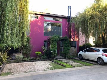 Excelente propiedad en venta, 4 ambientes, Barrio Cerrado, Ituzaingo