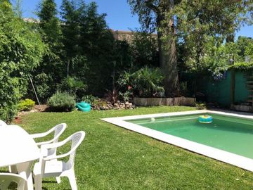 Excelente propiedad en venta, 4 ambientes, Barrio Cerrado, Ituzaingo