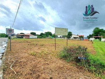 BOQUERÓN, CASAS NUEVAS EN LUGAR TRANQUILO