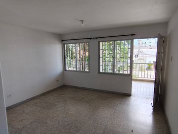 apartamento en arriendo/venta en el porvenir. Cod V106848