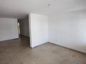 apartamento en arriendo/venta en el porvenir. Cod V106848