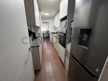 EN VENTA HERMOSO Y AMPLIO DEPARTAMENTO SECTOR SUR VISTA AL MAR