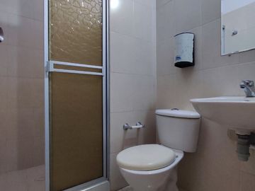 casa en arriendo en niza. Cod A24104