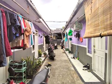 Di Jual Cepat Kontrakan 7 Pintu + 2 Kios