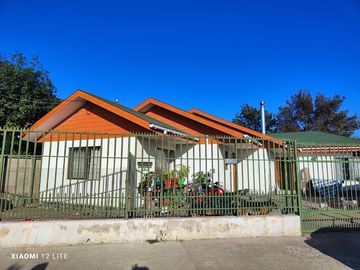 CASA DE 1 PISO CONCRETO, MUY AMPLIA, T VIEJOS