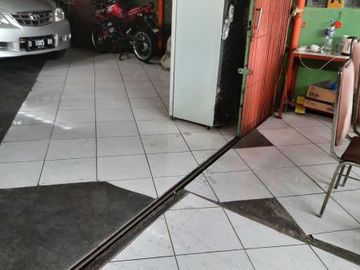 Dijual cepat bengkel mobil MAINROAD AH Nasution ujungberung | jalan sangat ramai + 4 kios jualan&nbsp;Aktif