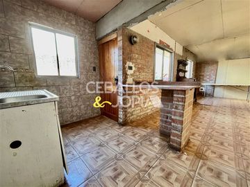 Casa en venta de 2 dorm. en Viña del Mar