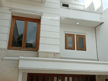 Rumah Mewah Sultan Di Taman Kebon Jeruk Jakarta Barat