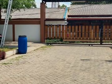 Rumah di Mustikajaya Bekasi siap huni bebas banjir one gate system pakai pos satpam,free BPHTB