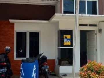 Rumah di Mustikajaya Bekasi siap huni bebas banjir one gate system pakai pos satpam,free BPHTB